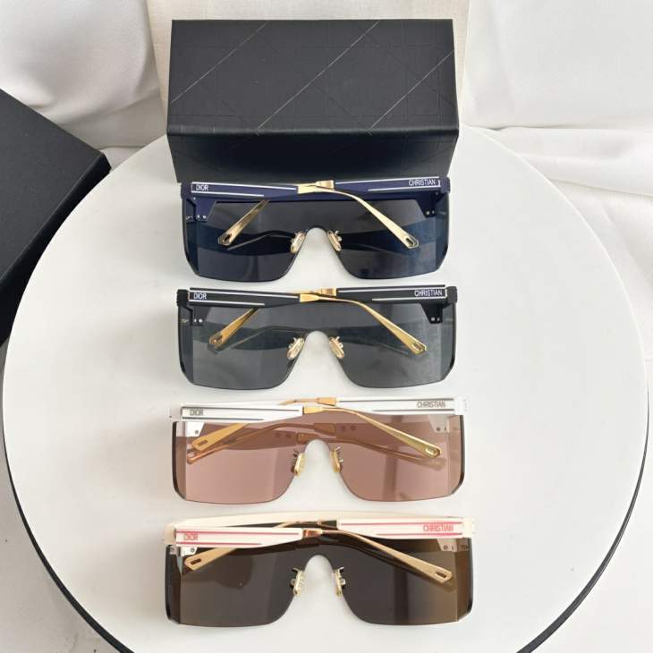 Picture of Dior Sunglasses _SKUfw77818035fw
